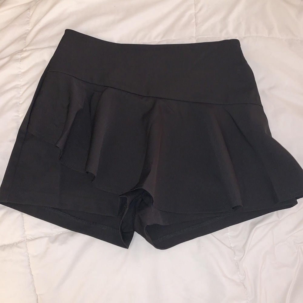 Black high waisted skort